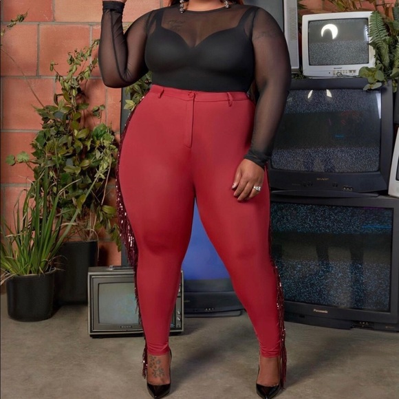 Burgundy pants with side sequin tassel - Picture 1 of 4